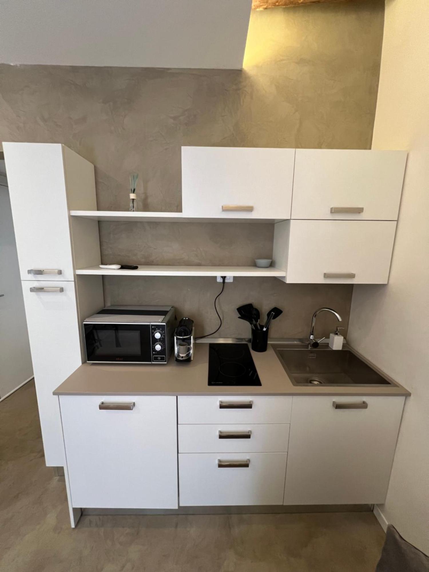 Lady F Apartment